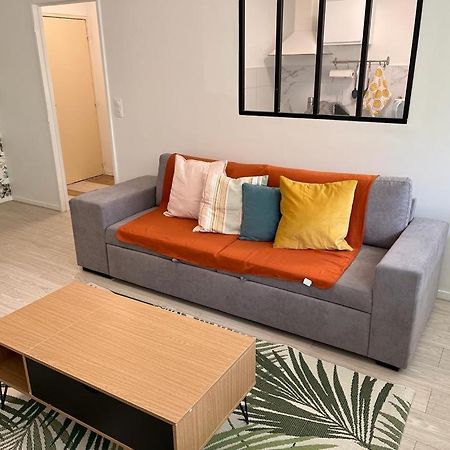 Appartement Le Rousseau Metz Avec Parking Gratuit ภายนอก รูปภาพ